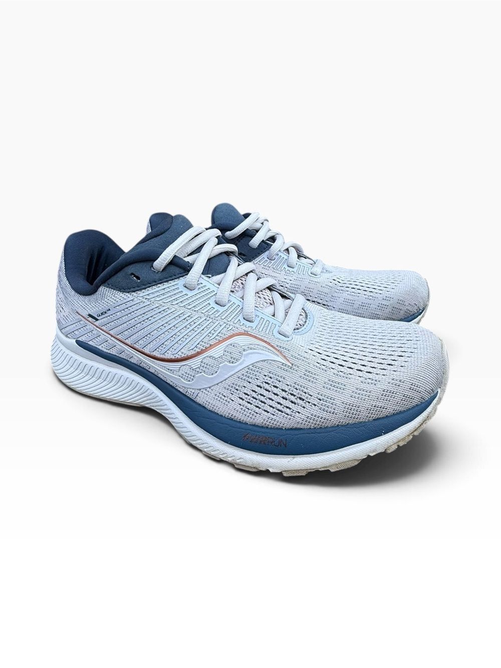 Saucony Guide 14 Women's Running Shoes Size 8 Lilac Navy Gray Athletic Fitness